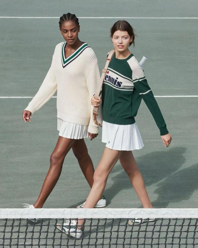 足球场一开 足球场一开